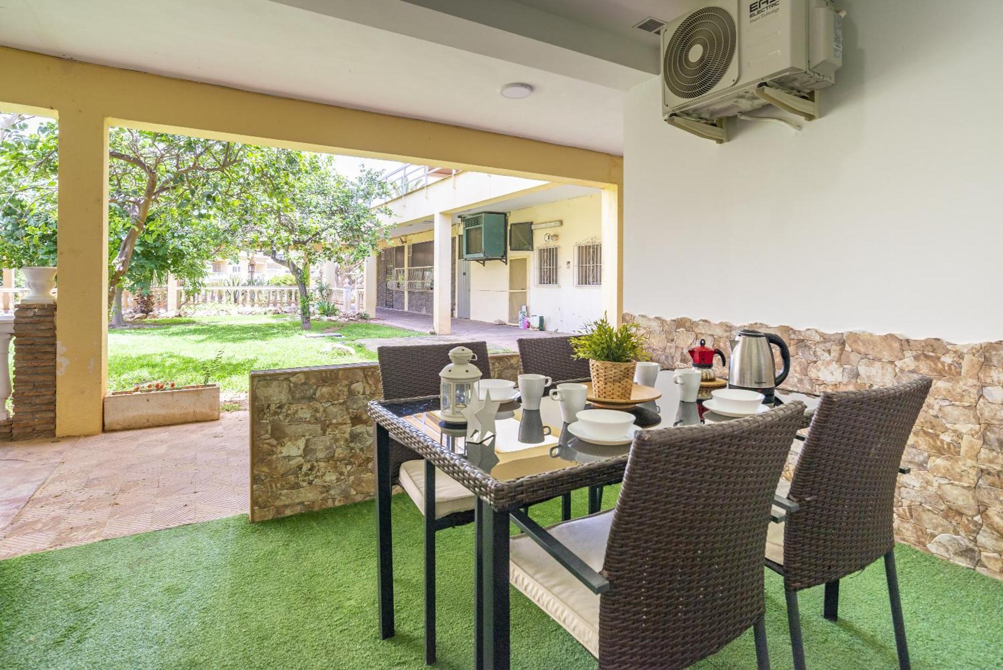 Beach Garden Apartment 托雷莫利诺斯 外观 照片