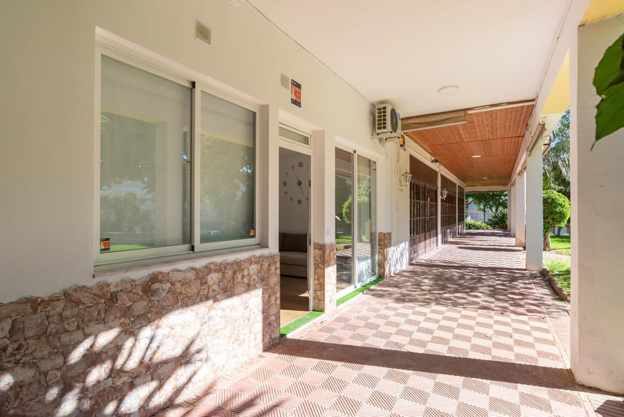 Beach Garden Apartment 托雷莫利诺斯 外观 照片