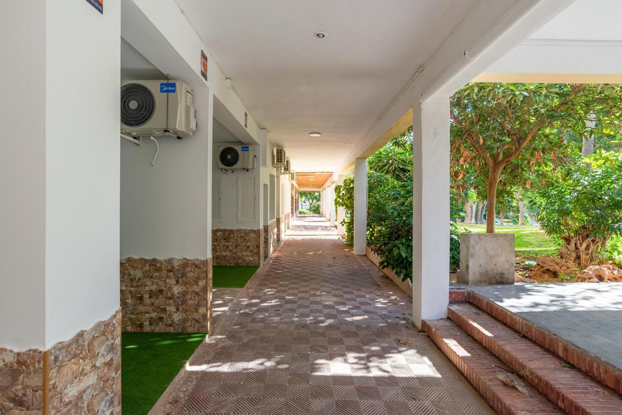 Beach Garden Apartment 托雷莫利诺斯 外观 照片